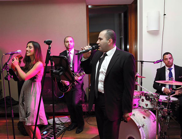 Karizma-cover-band-melbourne-singers-music